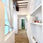 Tia Norica - Centro דירה